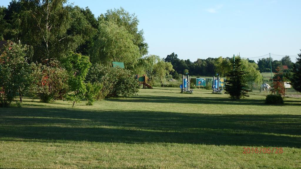 Villa Osrodek Marynka Wolka Cycowska Exterior foto